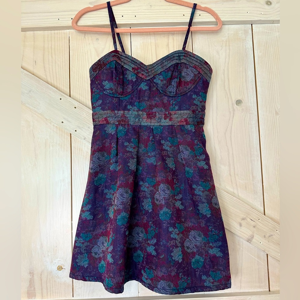 Gorgeous Purple Floral Bustier Top Free People Dress size 2